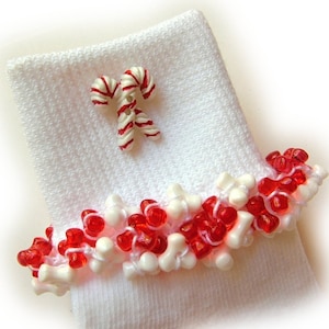 Candy Cane Beaded Socks, buttons, Christmas, holidays, school, red, white socks, girls, women&#39;s, tri beads, crochet, thread, handmade, candy