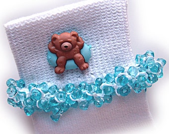 NEW - Beachy Bears Beaded Socks, buttons, blue, brown, school, crochet, handmade, thread, toddlers, holidays, tri beads, white socks