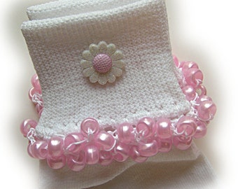 NEW- White Daisy Beaded Socks, buttons, girls socks, pink pearls, daisy, sparkle, school, crochet, thread, handmade, holidays, toddlers