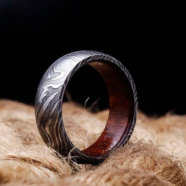 Damascus Whiskey Barrel Steel Ring / Man Wood Wedding Ring / Man Promise Ring Damascus Steel Ring Man Ring Engagement Ring Man Wedding Band