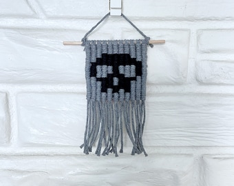 Cute Skull Macrame Small Wall Hanging Pixel Art