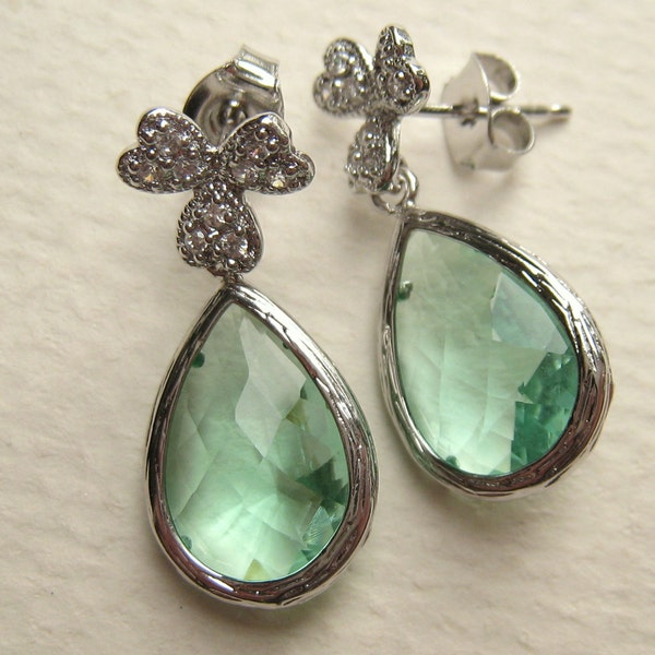 Sparkly Shamrocks Earrings - St Patricks Day - Green Irish Luck