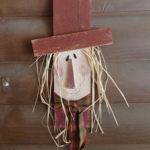 Handcrafted Wooden Cedar Picket Scarecrow Door/Wall Hanger/Fall/Seasonal Home Decor/Handpainted image 4