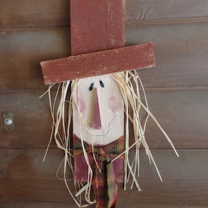 Handcrafted Wooden Cedar Picket Scarecrow Door/Wall Hanger/Fall/Seasonal Home Decor/Handpainted image 1