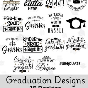 Könnte beinhalten: Ein Set mit 15 Designs zum Thema Abschlussfeier in Schwarz und Gold. Die Designs enthalten Texte wie "We are outta here", "You did it!" und "Congrats graduate!"  Die Designs sind perfekt für die Erstellung von Abschluss-Karten, Einladungen oder Partydekorationen.