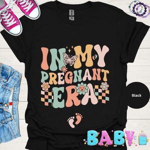 Koszulka z nadrukiem W mojej ciąży Koszulka na baby shower Koszulka ciążowa Koszulki z informacją dla kobiet Koszulki oversize Koszulki damskie plus size Koszulka ujawniająca płeć