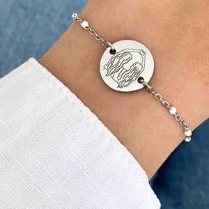 Personalized women's stainless steel bracelet, heart sister bracelet, round charm bracelet, adjustable chain bracelet, friendship gift