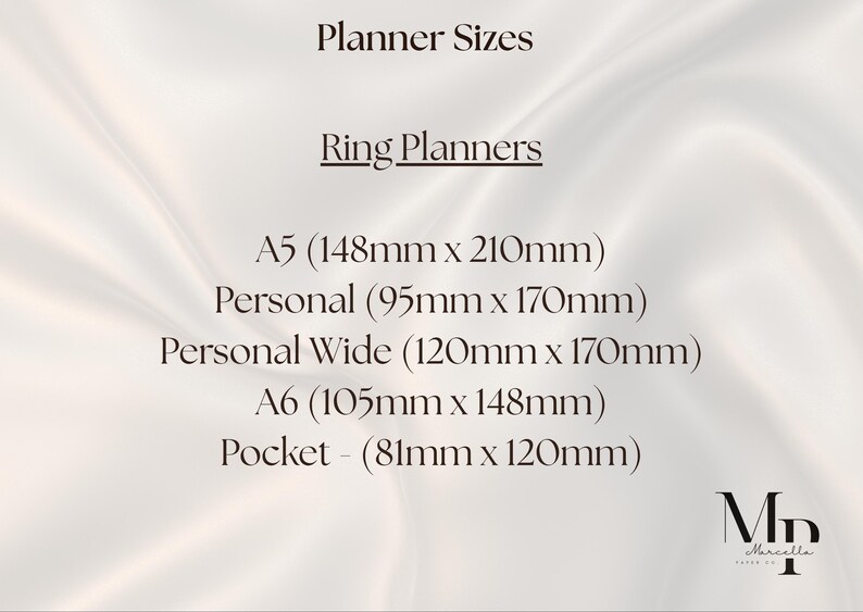 Puede incluir: Una tabla titulada Planner Sizes y Ring Planners que enumera dimensiones en mil&iacute;metros: A5 148mm x 210mm, Personal 95mm x 170mm, Personal Wide 120mm x 170mm, A6 105mm x 148mm y Pocket 81mm x 120mm, con el logotipo de Marcella Paper Co abajo.
