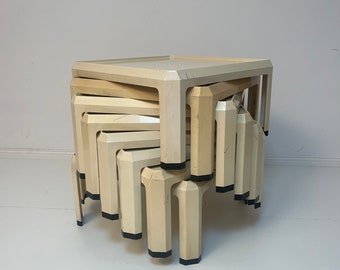 Off-White Plastic Coffee Table by Alberto Rosseli for Kartell, 1960s