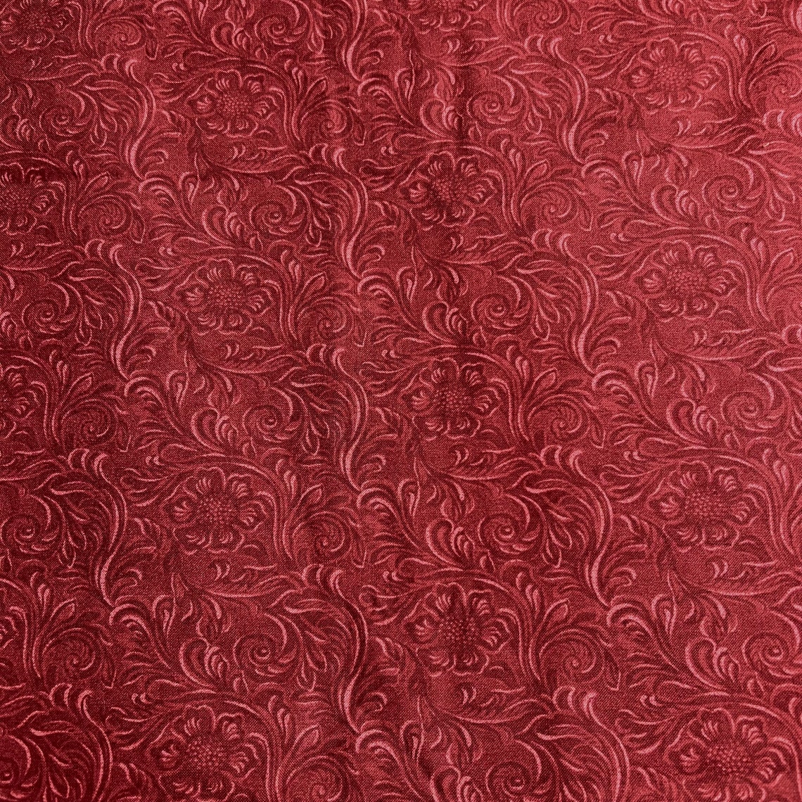 Moda Tooled Leather Print Fabric Reddish 11216 Sara Khammash - Etsy