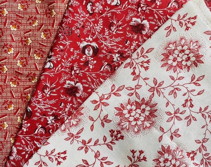 Reds floral fabric, 3 fat quarters