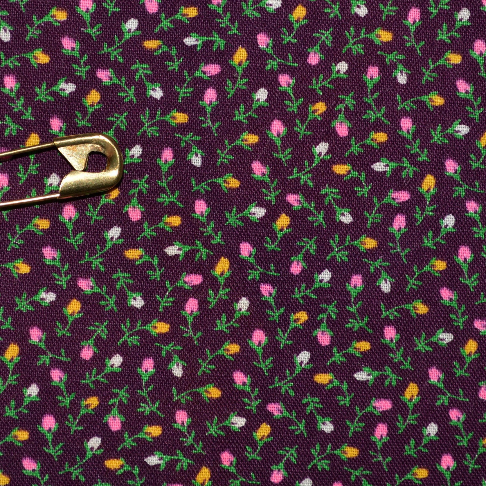 Tiny Floral Print Vintage Fabric Small Rose Bud Cotton Fabric