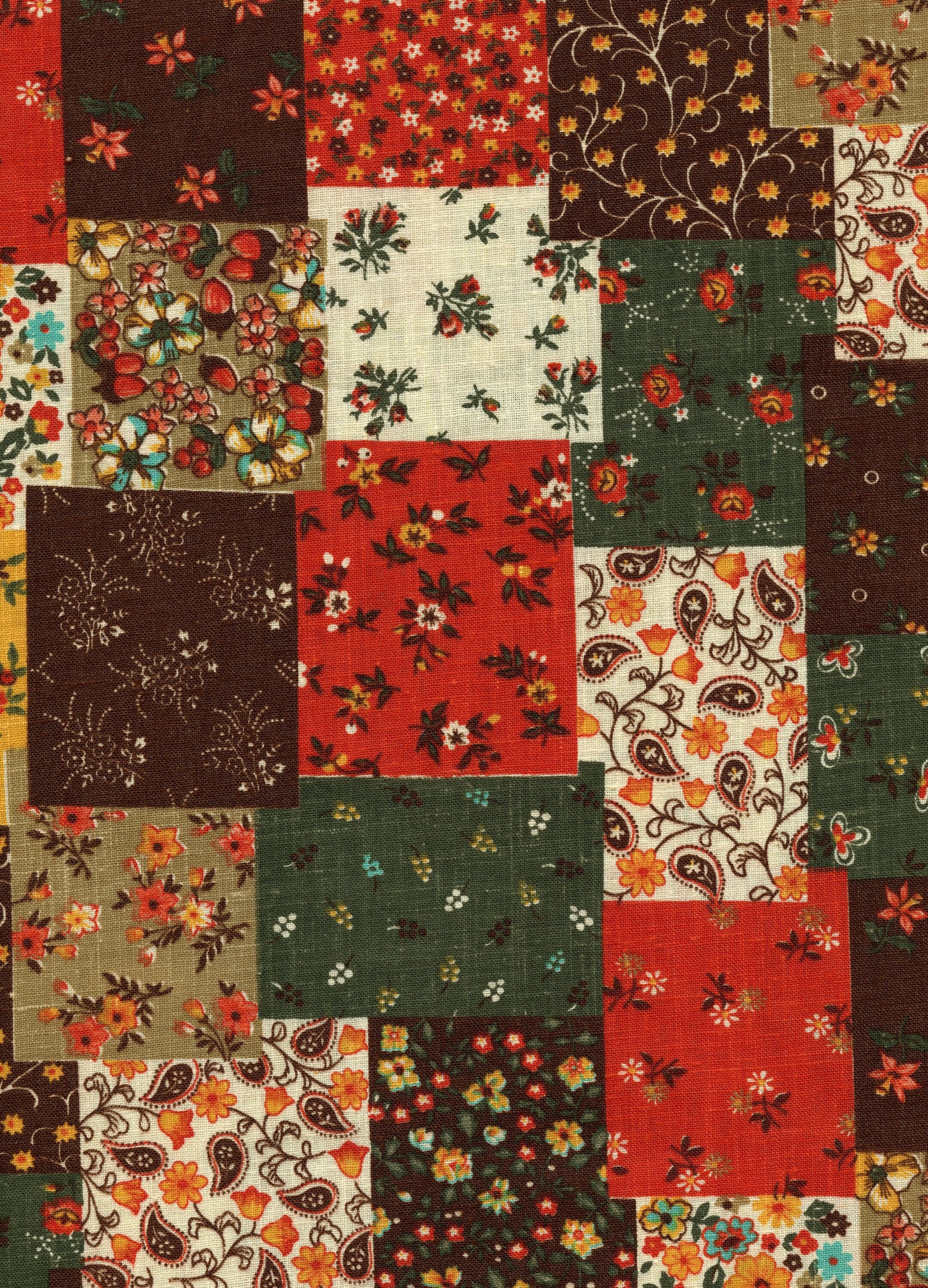 Fall 1970s Cheater quilt printed calico patchwork floral vintage