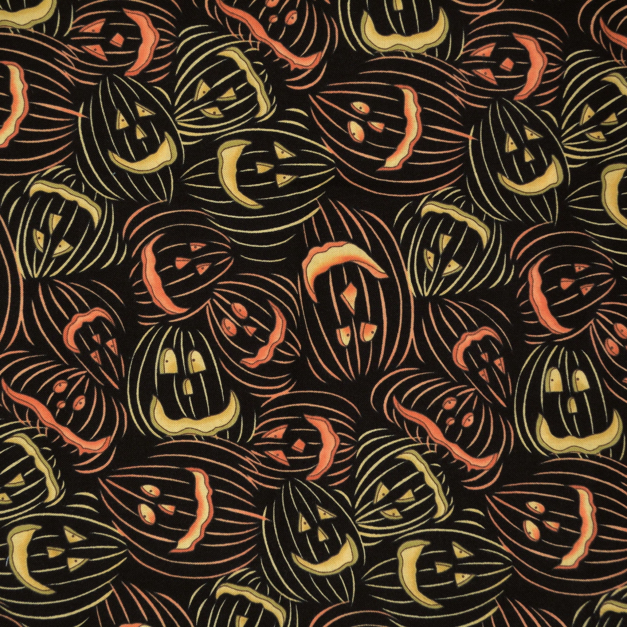 Halloween fabric, pumpkin fabric, Clothworks Diane Knott