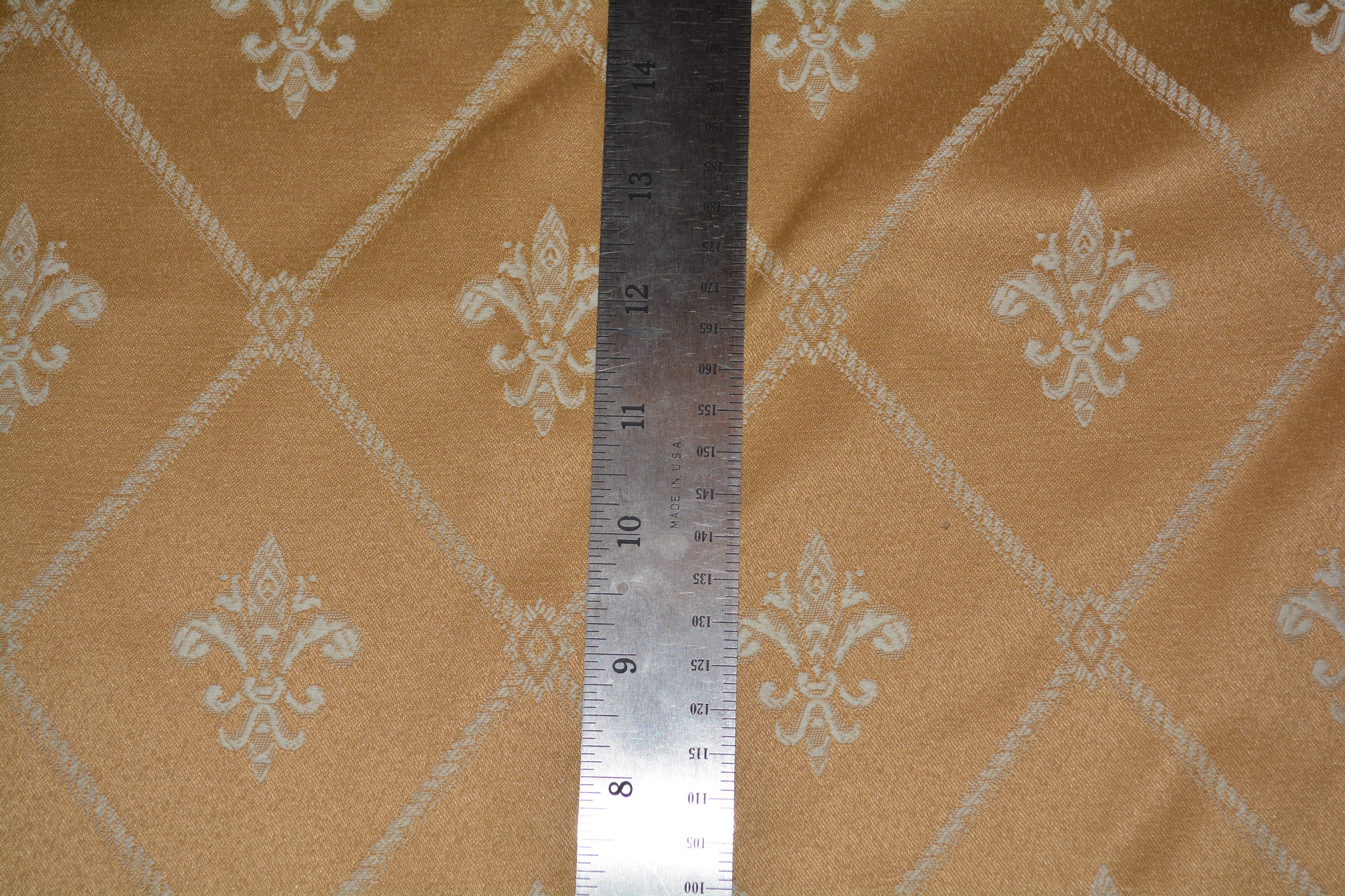Gold Fleur de lis fabric damask jacquard with French fleur de lis for