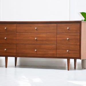 Vintage Walnut 9-drawer Dresser 1960s Mid Century Modern Dresser by ...