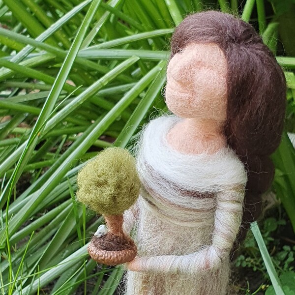 Herbal doll "Meadowlight" - Cosmic companion - Soul companion - Spirit helper - Healing doll - Spirit Doll - Altar figure