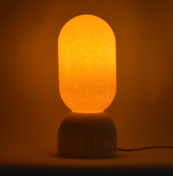 Lampe de table RONDO | objet design unique fabriqué en biopolymère par impression 3D | solution d'éclairage et décoration d'intérieur