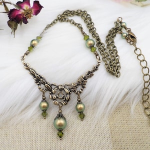 Forest Olive Green Necklace, Dark Fairycore Aesthetic Jewelry, Rustic Nature Style, Fairy Grunge Accessory, Ren Faire Cosplay Jewelry