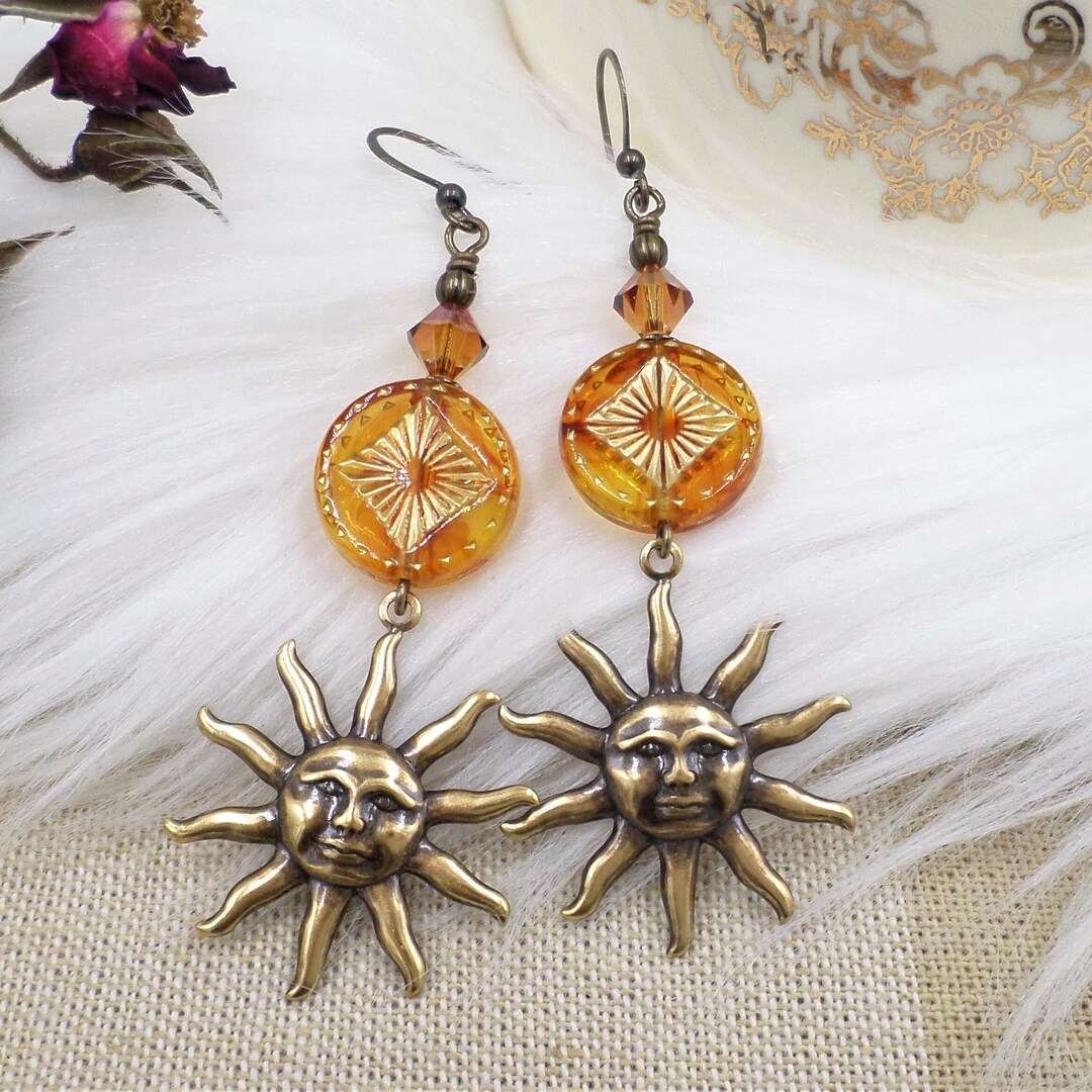 SUNBURSTS | boho-chic | sun tassel earrings main image 0