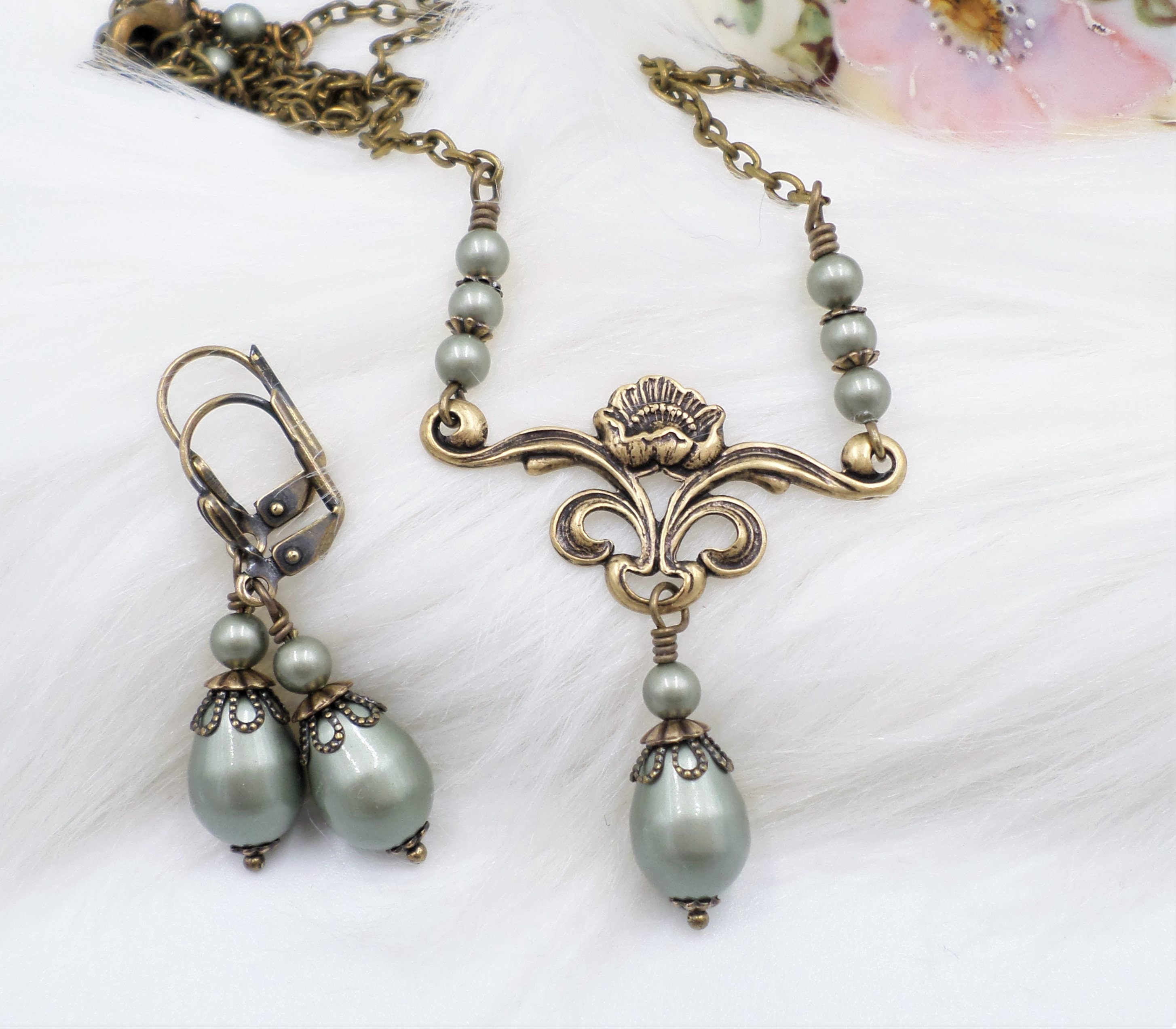 Sage Green Pearl Necklace Earrings SET on Brass Art Nouveau -  in 2023