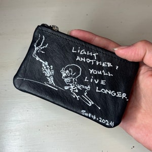 Monedero artesanal hecho a mano / grafiti, arte callejero, arte abstracto, hecho a mano, personalizado, para llevar, monedero, personalizado, único en su tipo, gótico