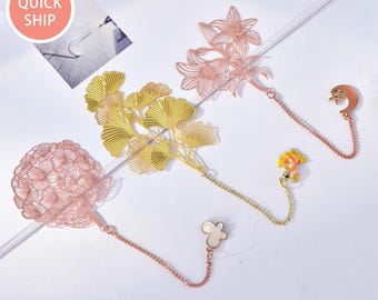Ginkgo biloba/Lily/Hydrangea Gold Metal Bookmark,Cute Plant Flower Pendant Bookmark,Bookmark for Teacher,Graduation Gifts