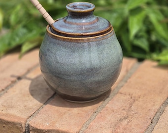 Handcrafted Pottery Honey Jar with Wooden Dipper – Rustic Blue Stoneware Honey Pot