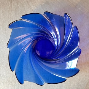 Vintage Cobalt Blue Swirl Glass Bowl – 28 cm (11&quot;) Decorative Centerpiece
