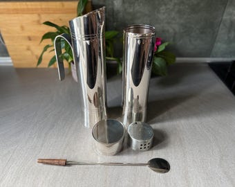 Shaker à cocktail « Belle-Form » en métal argenté du 20ème siècle