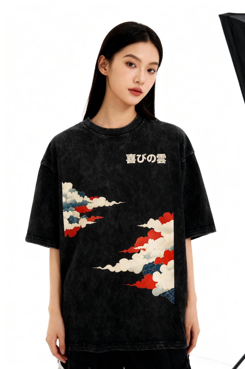 PREMIUM Japanische Wolken Übergröße Schnee gewaschen T-Shirt, cooles japanisch inspiriertes T-Shirt, hochwertige Baumwolle, Vintage japanisches Design, Tokyo Art Bild 5