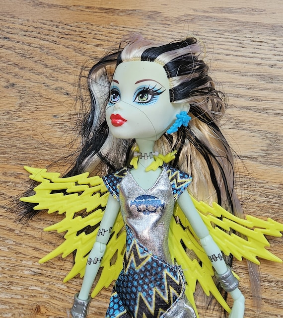 Monster High Doll Frankie Stein Power Ghouls Doll #24 - Etsy