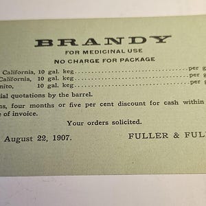 Groothandeladvertentiekaart uit 1907 voor verschillende brandewijnen voor medisch gebruik #322 Pre-verbodsbepalingen