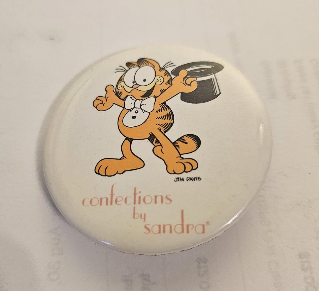 Garfield Button Throwback Garfield the Cat Pinback Button #1937 Confections by Sandra ...