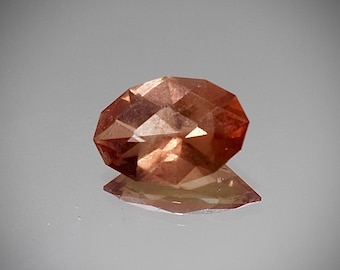 2.83 ct peach sunstone oval gemstone