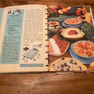 1954 Betty Crockers GOOD AND EASY Cook Book image 6