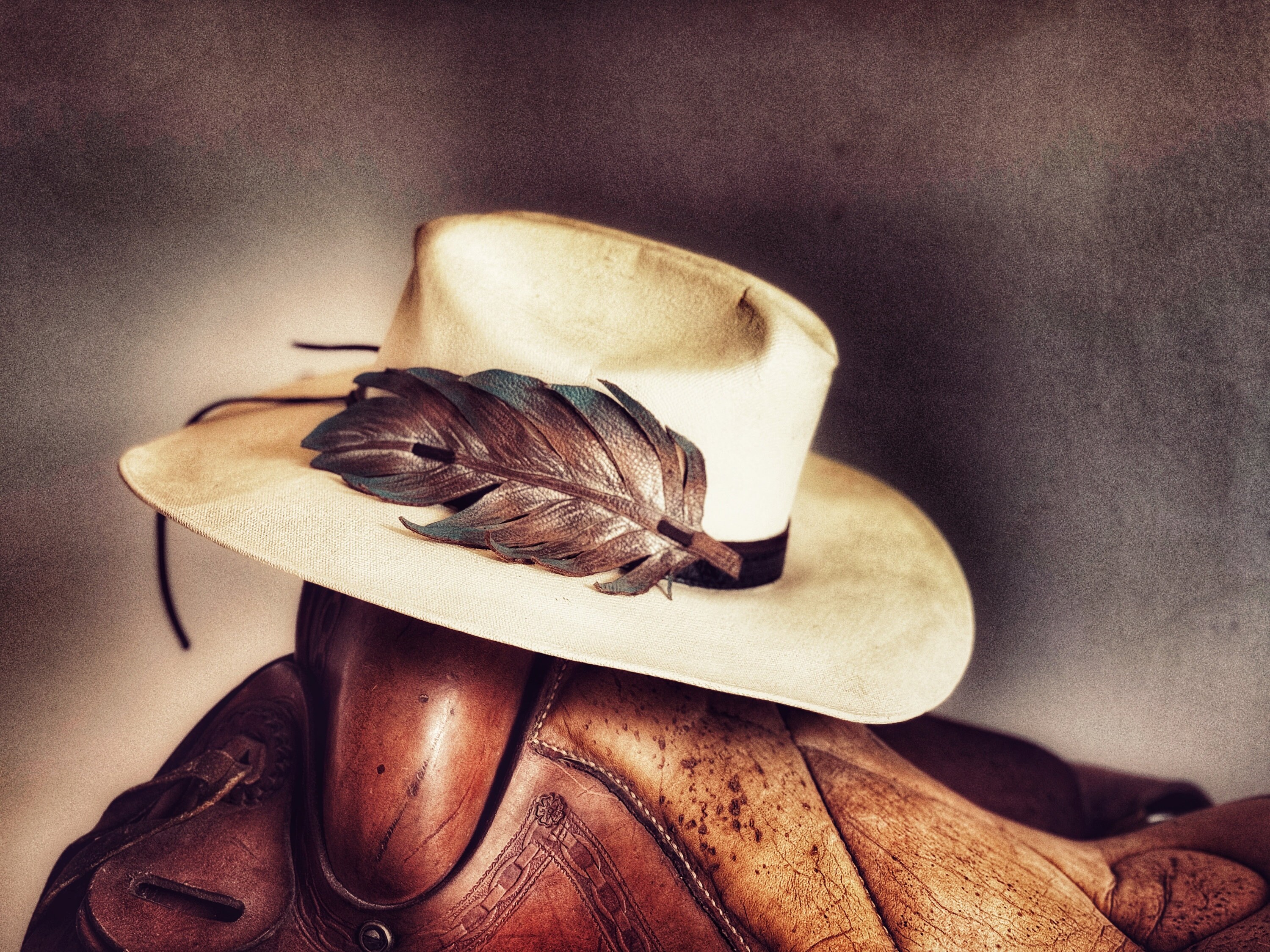 Boho Feather Hat Band for Cowboy Hats, Hand Painted, Made in  display picture 2