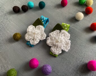 hair clips set for girls, crochet flower clips, green hair clip, blue hair clip, colorful crochet flower clips, birthday gift for girls