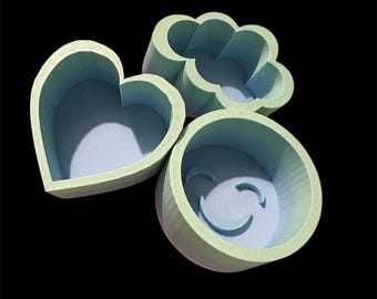 3D Printed Tarantula Water Bowl: Cloud, Heart, Smile Designs