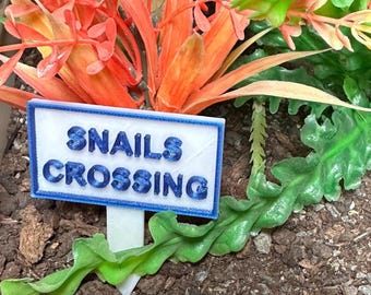 Personalised Name Sign For Jumping Spider Tank, Suitable For Tarantulas, Inverts, Amphibians, Reptiles, Snails, Pet tank decor accessory