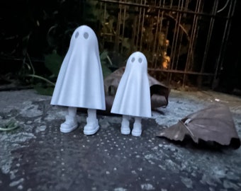 3D Printed Ghost with Retractable Legs - Halloween Decor