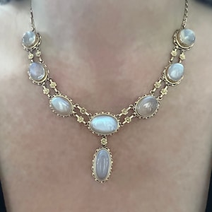 Antique 14k Gold Rainbow Moonstone Necklace: Floral Bezel Set