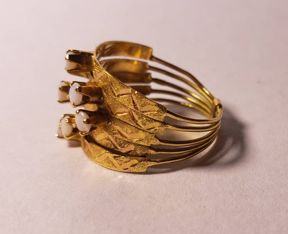 Unique estate 20k gold ring with white opal, vint… - image 2