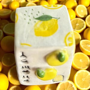 Ceramic Lemon House, 1.5-Inch Stoneware Tiny Decor, Miniature