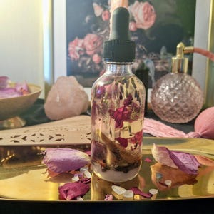 Aphrodite devotional oil