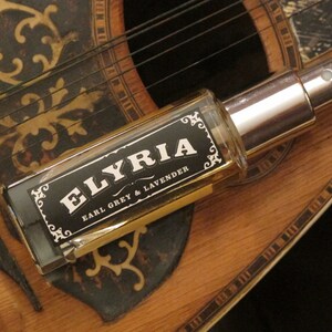 Elyria Earl Grey and Lavender Perfume Oil Spray image 3