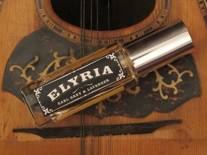 Elyria Earl Grey and Lavender Perfume Oil Spray image 4
