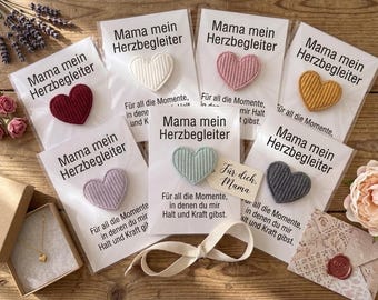 Heartfelt companion for mothers | Fabric heart with card | Gift idea for birthdays & Mother's Day | Handmade