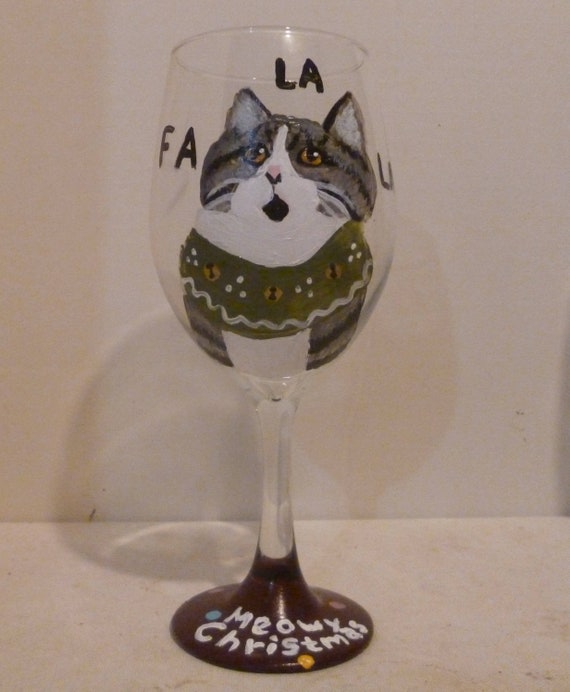 meowy christmas wine glass