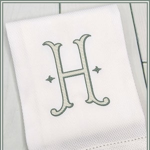 Monogrammed Hand Towel / Kitchen Towel / Wedding Gift